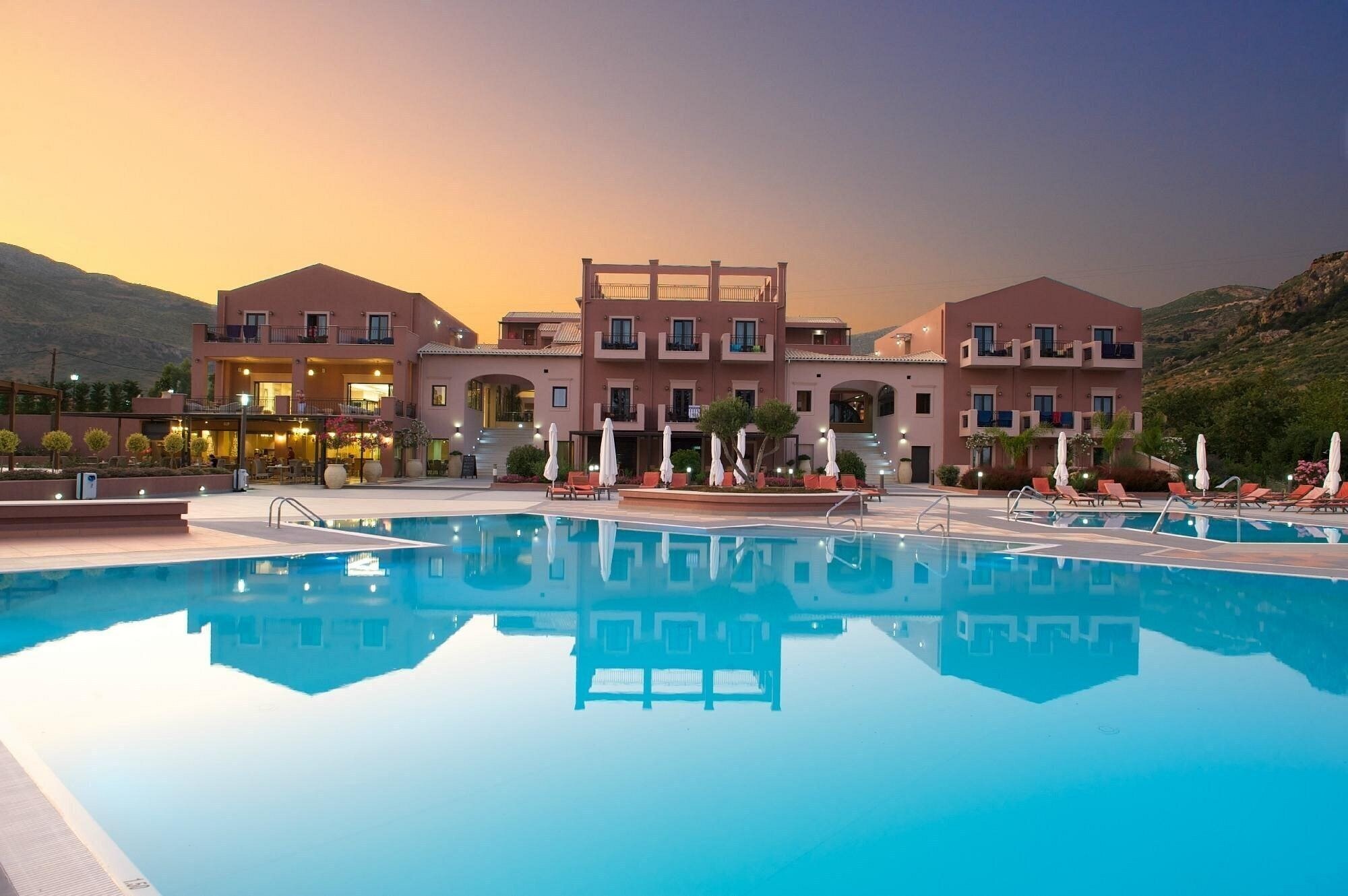 Фото Utopia Resort & Spa 4*